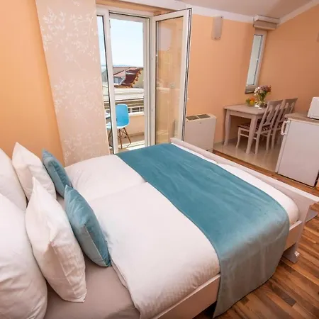 Апартаменты Dubrava *