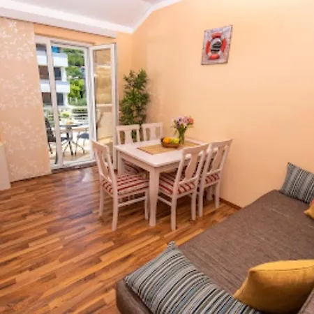 Dubrava ポドストラナ